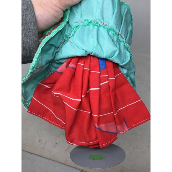 Native American Navajo Hand Made Indian Doll Wearing Green/Red Dress - Picture 4 of 5